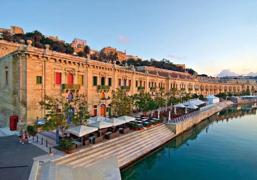 Luxury Apartment With Valletta And Harbour Views Слима Экстерьер фото