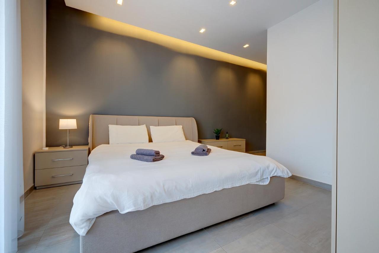 Luxury Apartment With Valletta And Harbour Views Слима Экстерьер фото